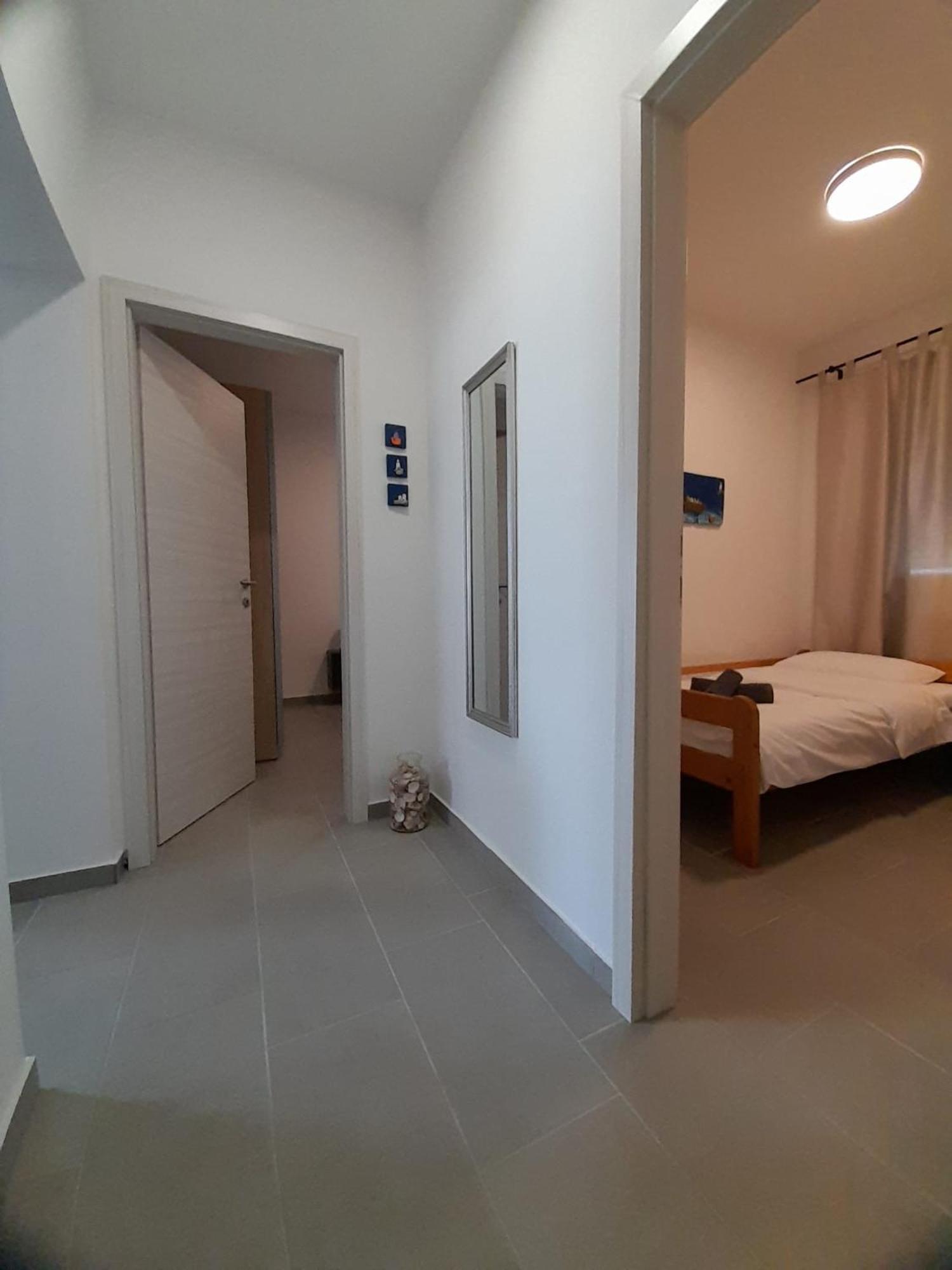 Apartman Vitamare 160 M From The Beach Нови Винодолски Екстериор снимка